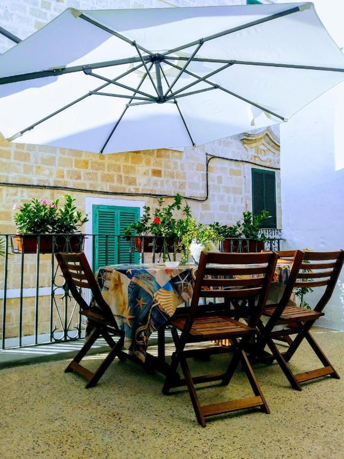 B&B 20 Archi Монополи Экстерьер фото